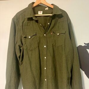 Levi's Green Subtle Striped  Pearl Button-Up Red Tag Shirt with Subtle Texture